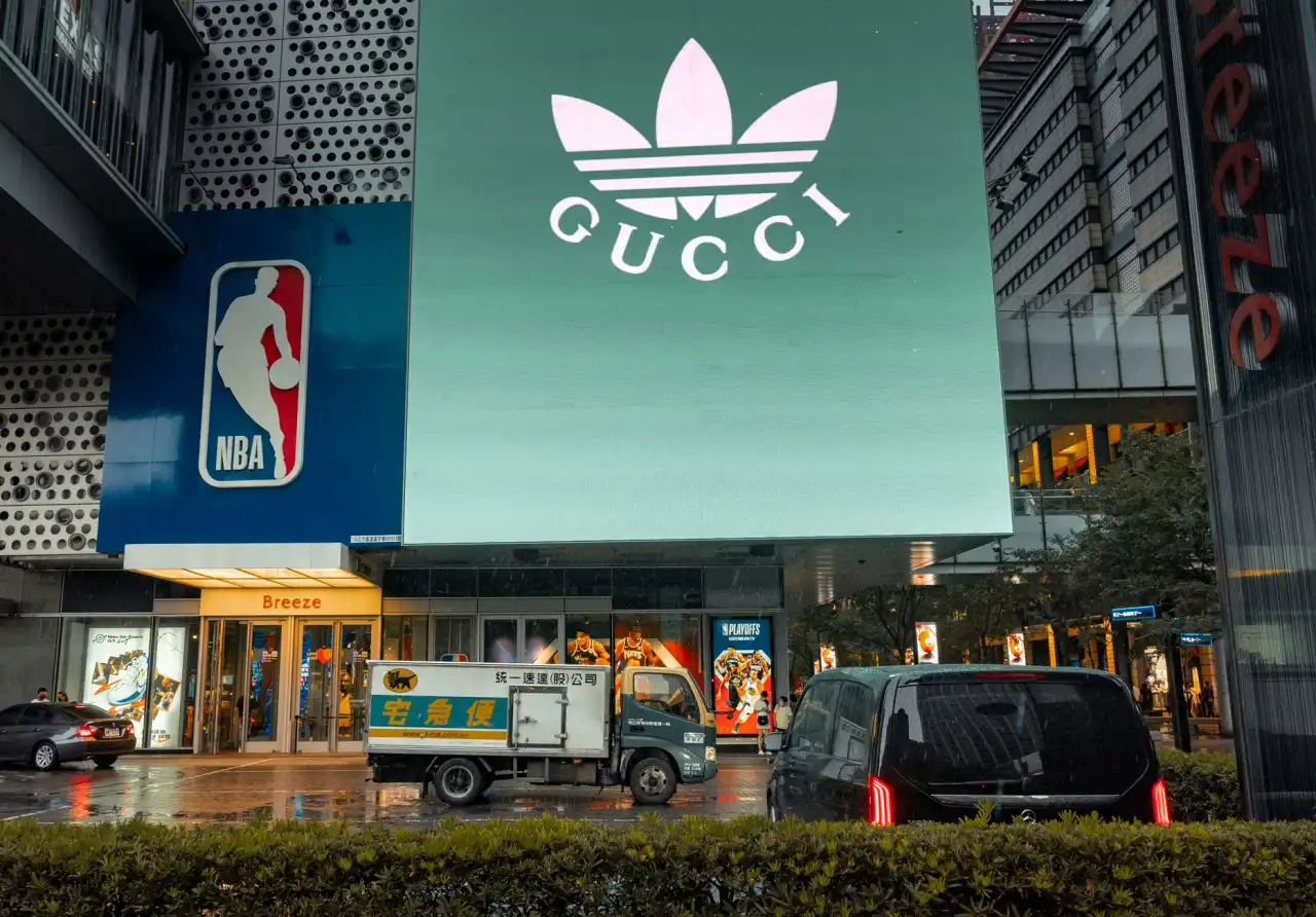 重庆LED模组与单元板采购指南：工程商如何选型更划算