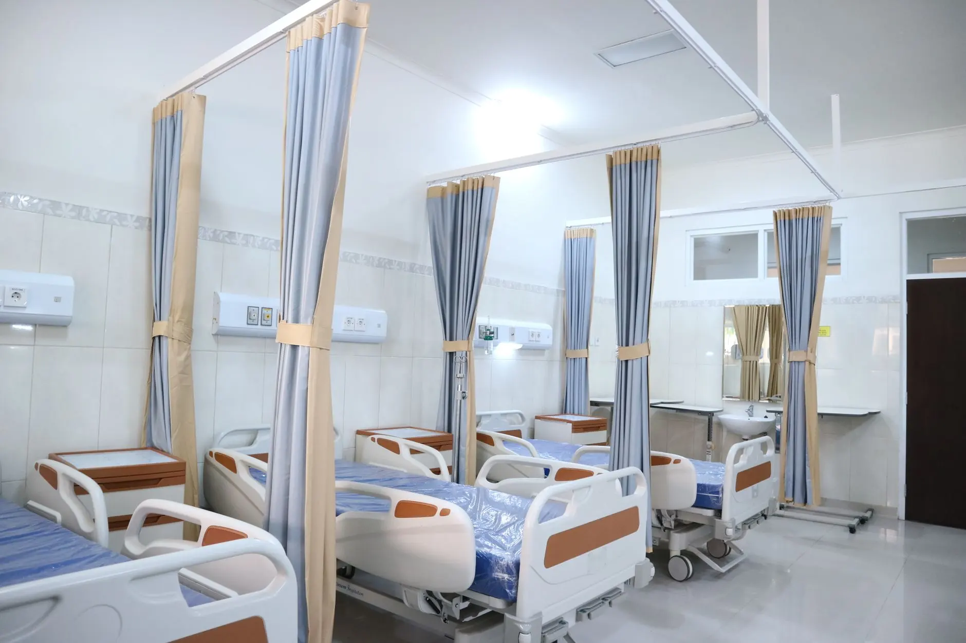 LED显示屏边框与模组匹配要点：重庆松文特科技实操建议